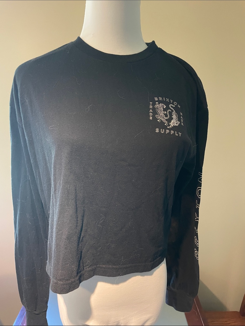 Cropped Long-Sleeve Brixton Tee | S